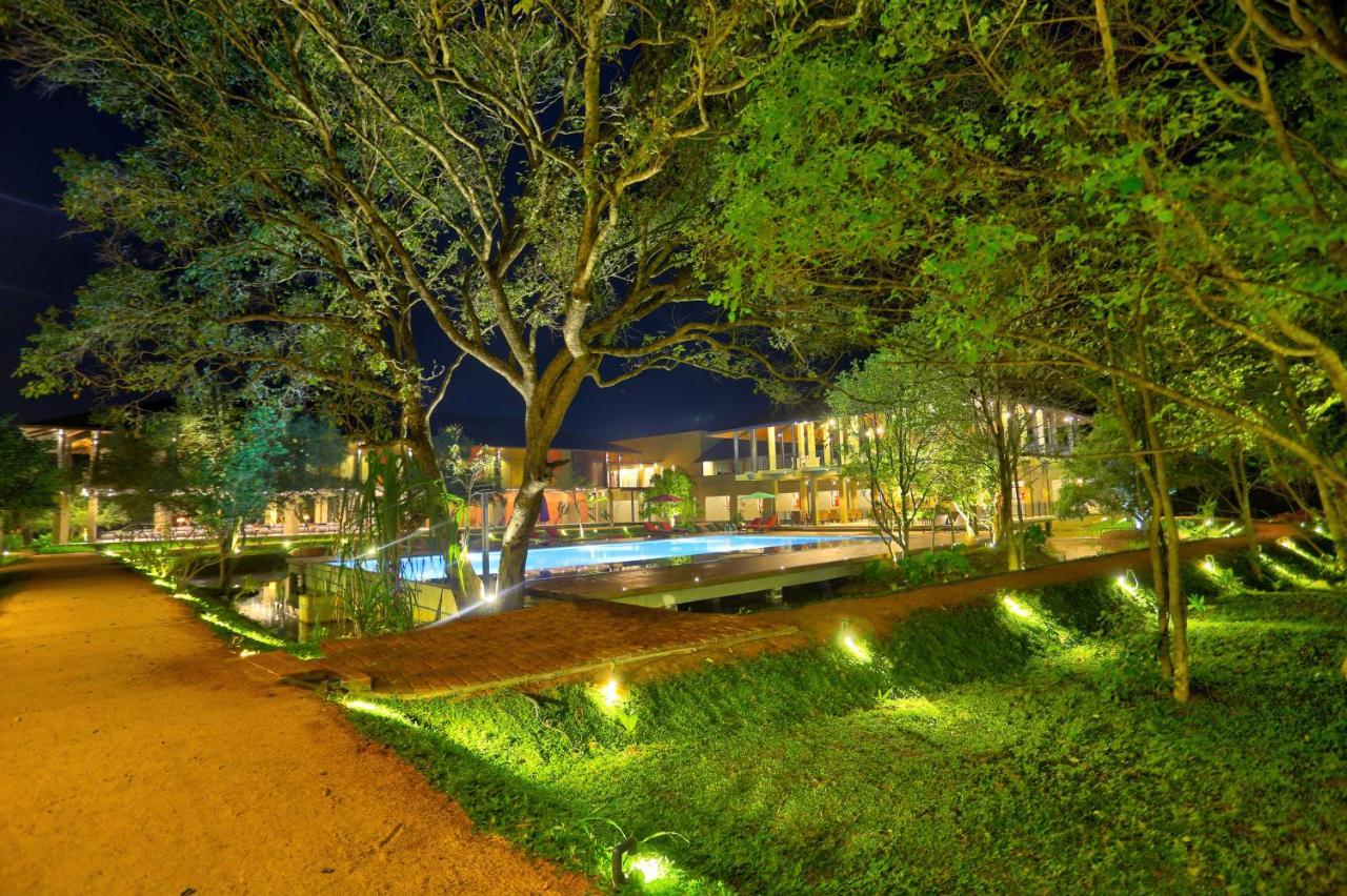 Tropical Life Resort And Spa Dambulla Exteriör bild