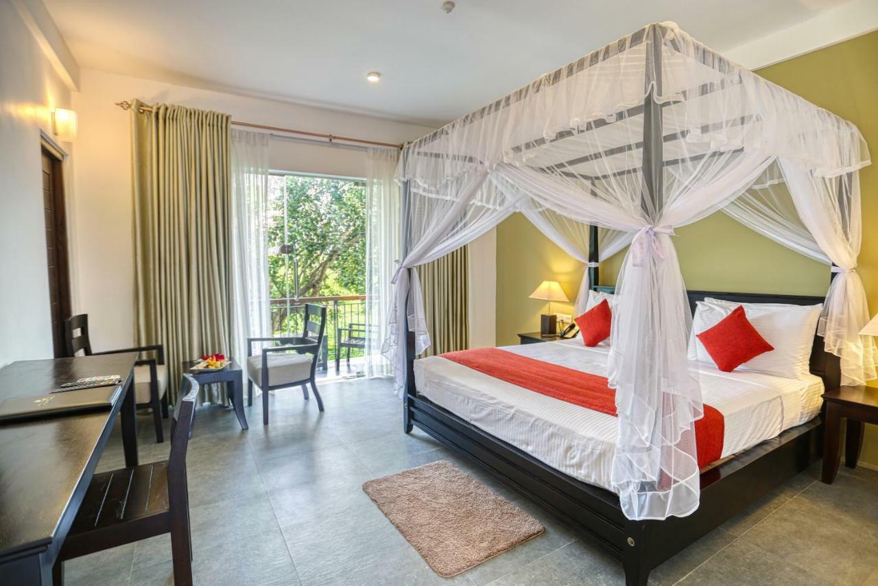Tropical Life Resort And Spa Dambulla Exteriör bild